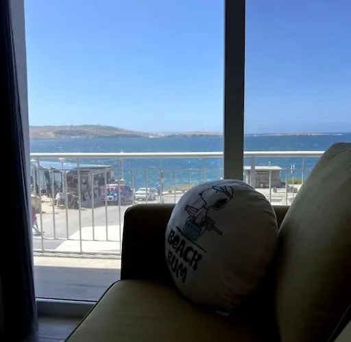 Bugibba Seafront Bliss * St. Paul's Bay