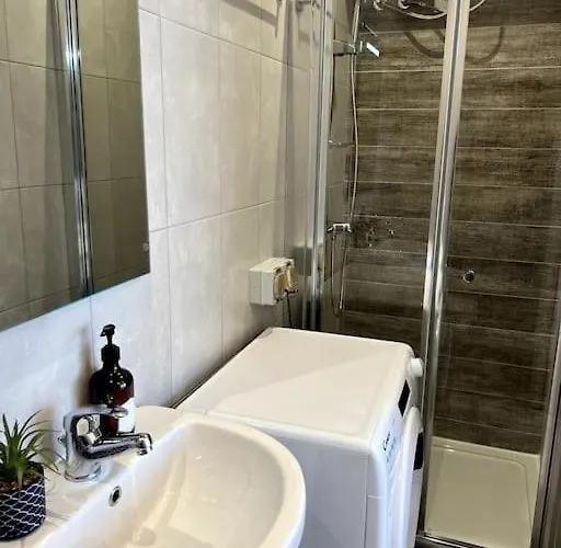 Bugibba Seafront Bliss * St. Paul's Bay